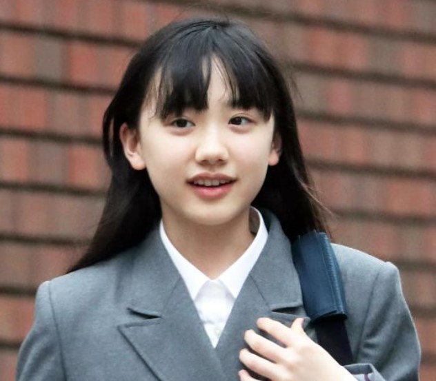 芦田愛菜の高校は偏差値76の慶応女子の制服3年生 医学部大学で将来は病理医 有名人最新裏情報 サイト